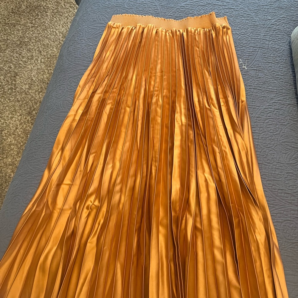 Midi gold skirt - never worn!